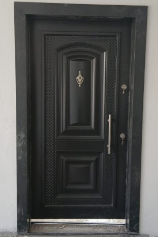  Asil Siyah Kabartmalı Çelik Kapı